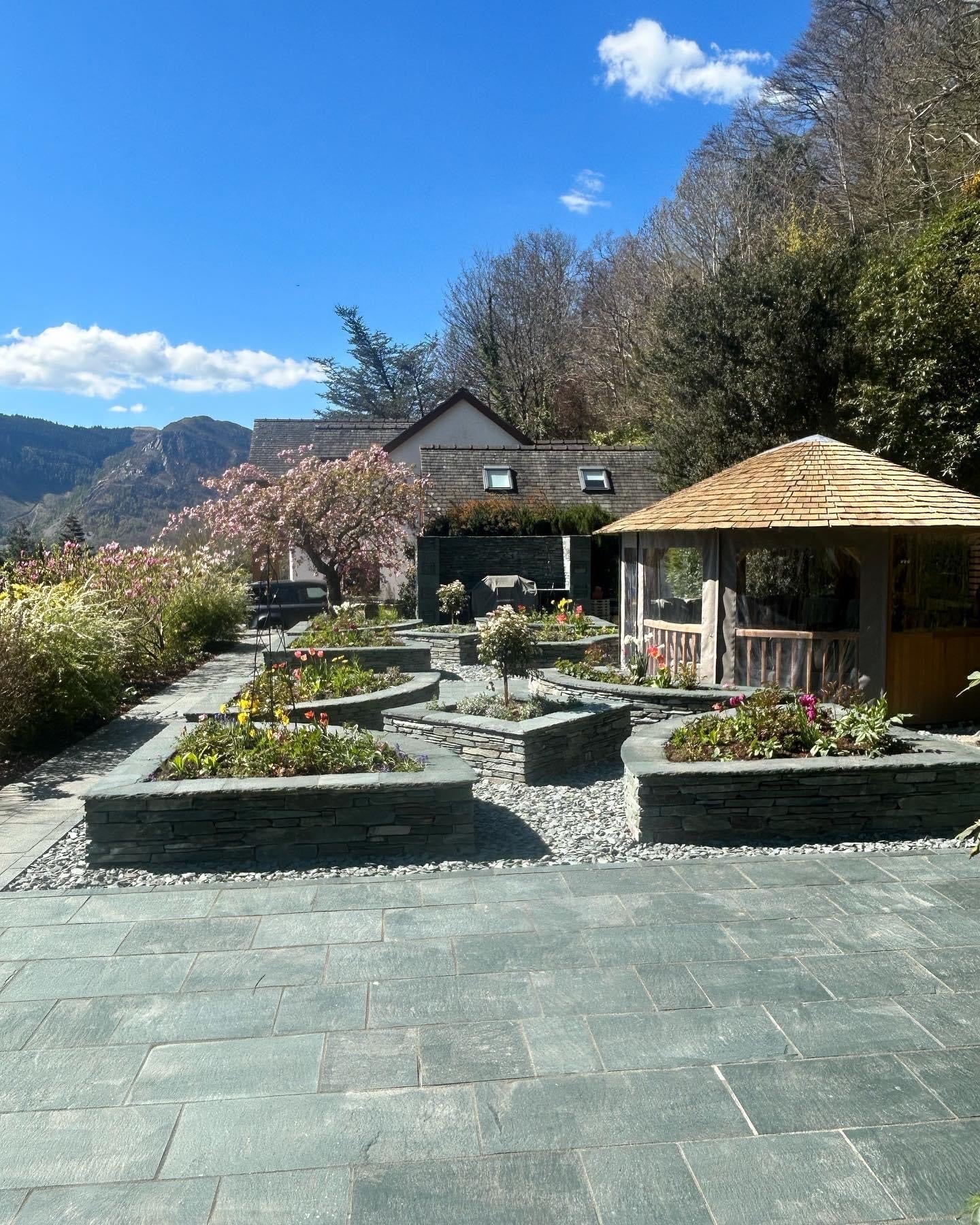 farmhouse flagstone flooring