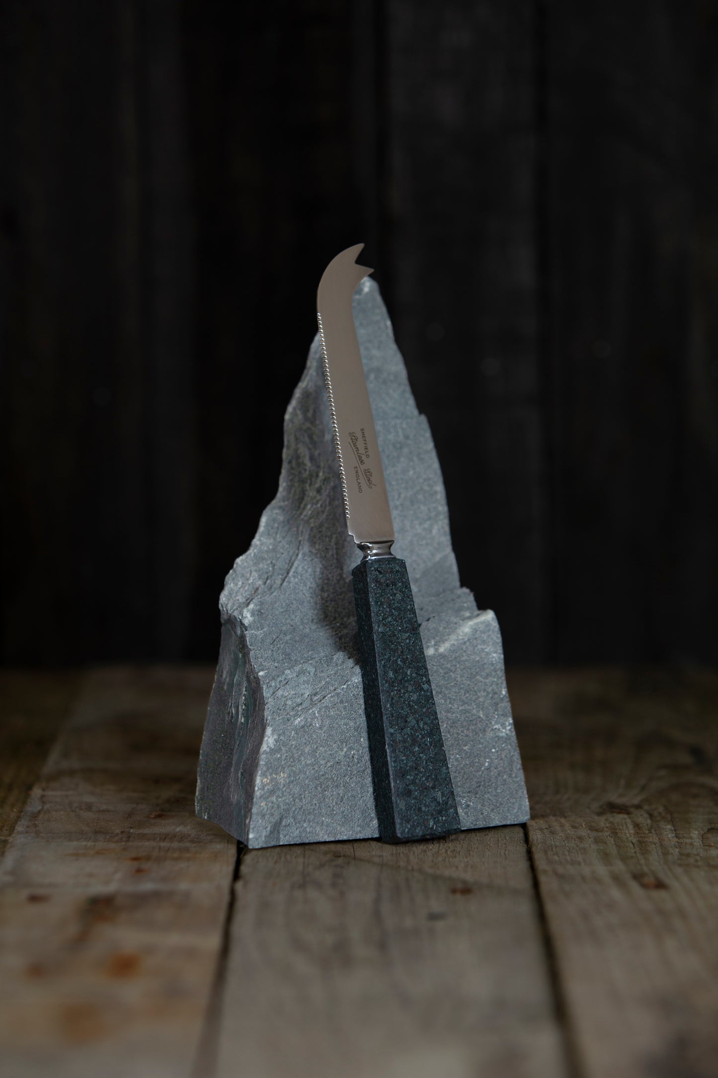 Single slate cheese knife