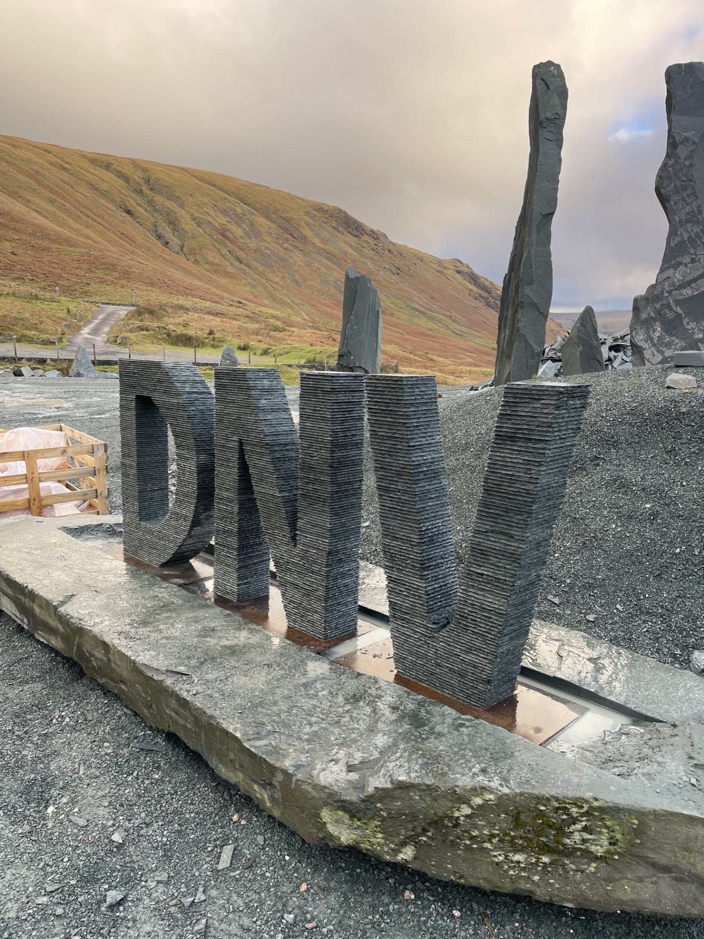 slate garden sculptures
